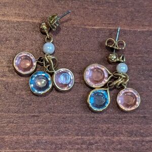 🩷 Vintage drop dangler 2 pink 1 blue stones gold tone post earrings 10kgf